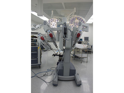 da Vinci Surgical System for Cancer Treatment
